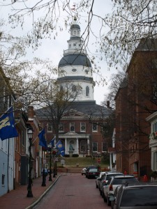 Look!  The state house!
